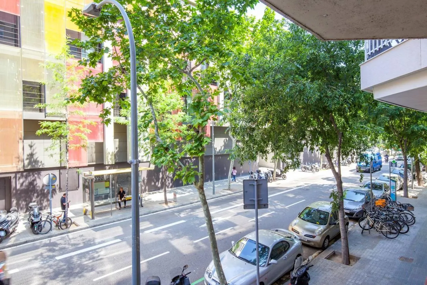 Cozy 2 Bedroom Next To Arc De Triomf Barcelona Apartment