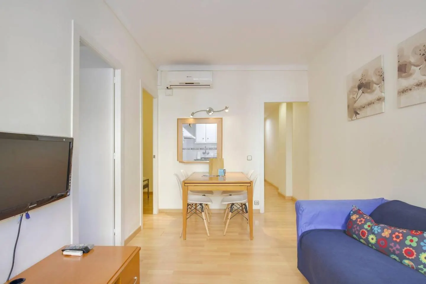 Cozy 2 Bedroom Next To Arc De Triomf Barcelona Spain